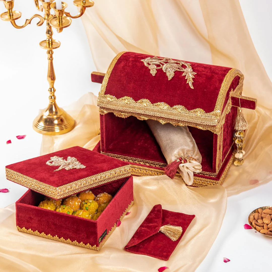 Timeless Maroon Velvet Palki Sahe Chithi Set with Screen Printed Fabric Scroll