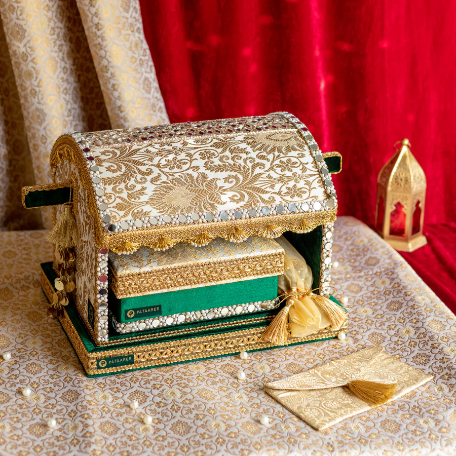 Timeless Ivory and Green Palki Sahe Chithi Set with Screen Printed Fabric Scroll view 1