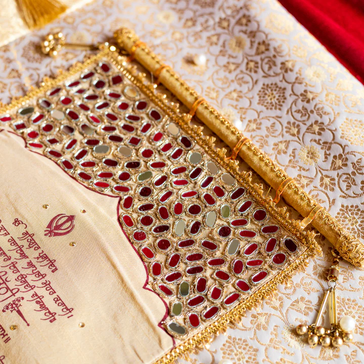 Timeless Ivory and Green Palki Sahe Chithi Set with Screen Printed Fabric Scroll view 2