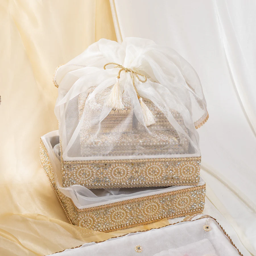 Grand Ivory Zehra Palki Sahe Chithi Set view 4