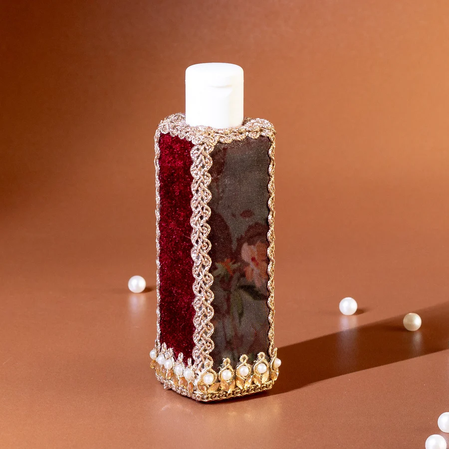 Surkh Haldi Thaal Set view 1